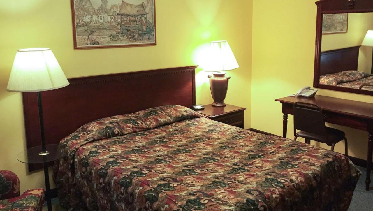 Windmill Inn Lynden Εξωτερικό φωτογραφία